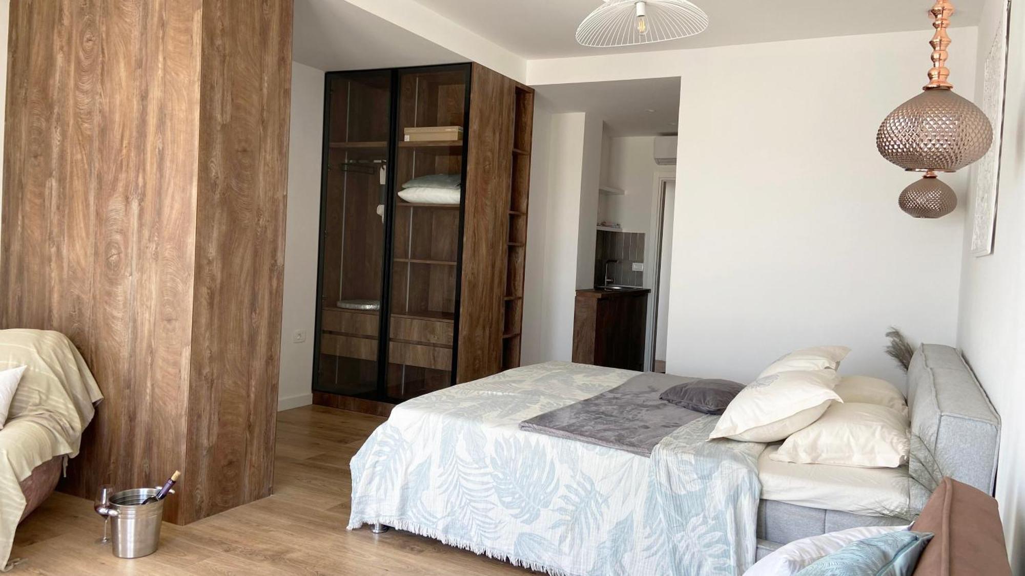 Apartment Palastura *